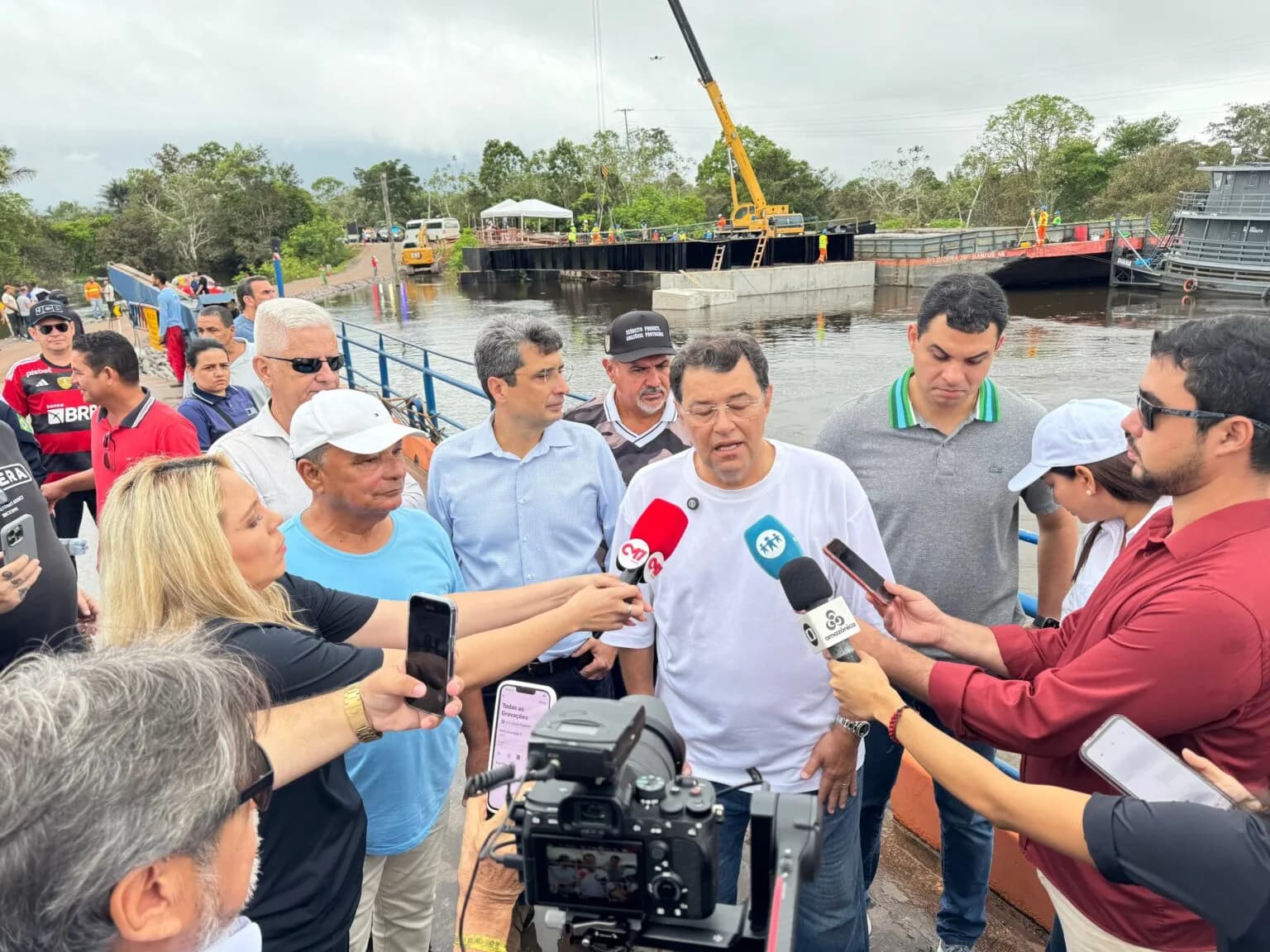 Ponte sobre o Rio Curuçá na BR-319 deve ser concluída em setembro, afirma Eduardo Braga