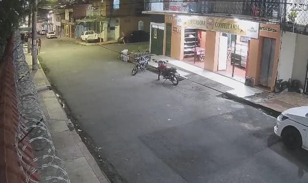 Câmeras flagram momento de ataque a tiros que deixou mortos e feridos em Manaus