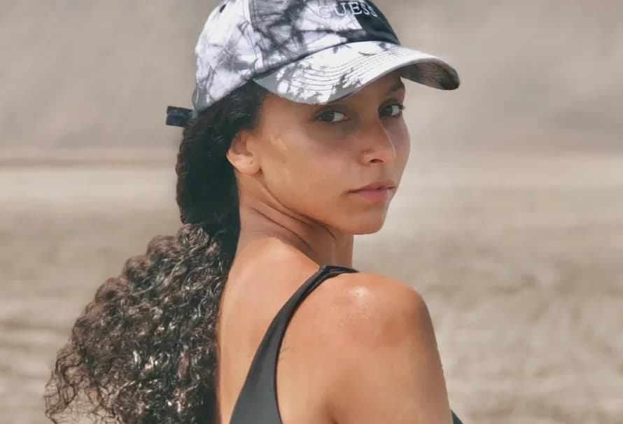 Influenciadora mexicana morre ao passar mal em prova de resistência