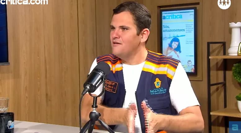 Em entrevista ao vivo, Renato Jr atende ligação e ainda deixa recado para velha política: “Fazer de um jeito diferente”