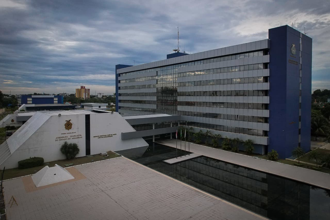 Aleam aprova redução do IPVA e amplia benefícios fiscais no Estado