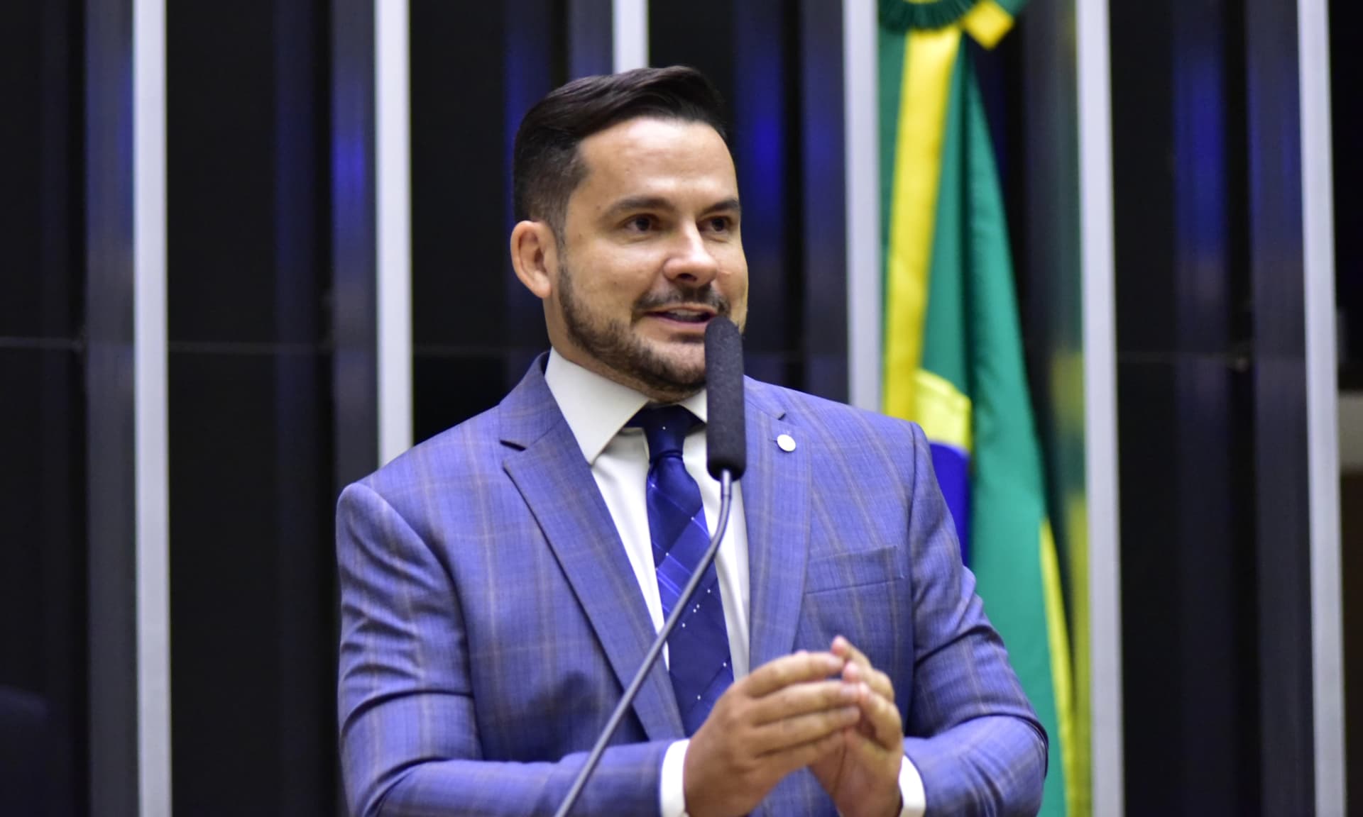 Deputado do Amazonas pede urgência no reembolso das vítimas da fraude do INSS