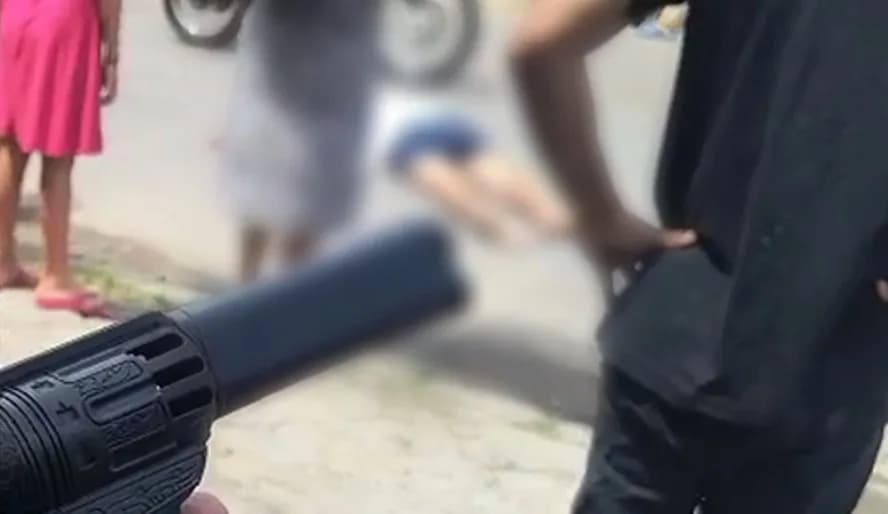 Suspeito de roubo cai de moto em movimento e morre na zona norte de Manaus