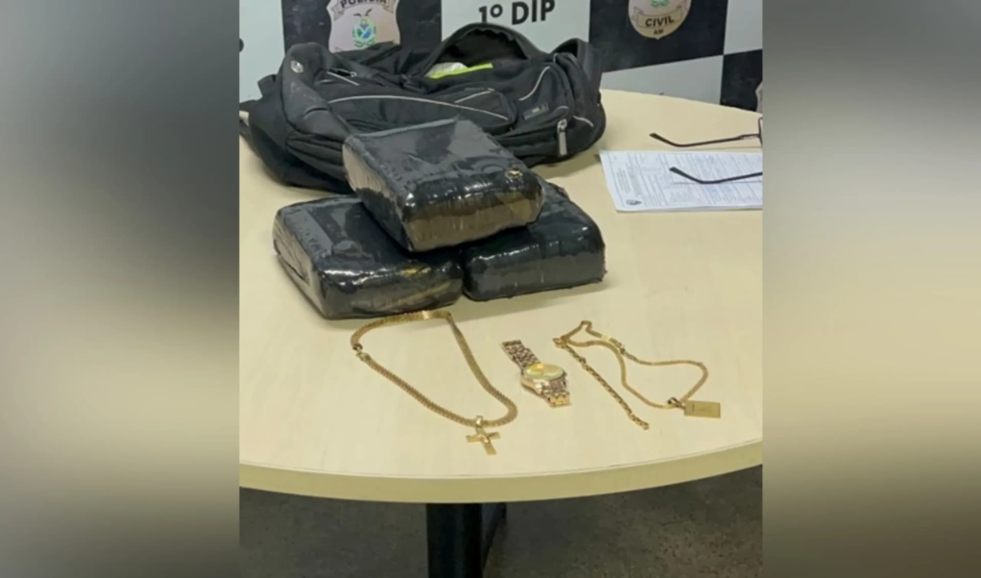 Homem é preso com drogas ao desembarcar de balsa em Manaus