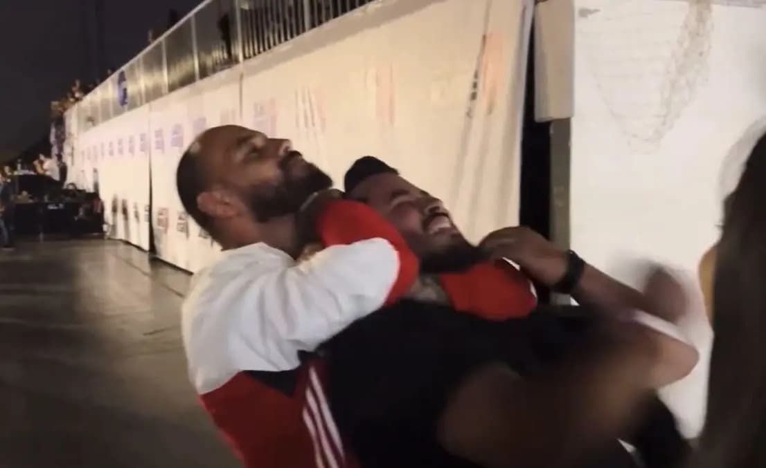 VÍDEO: Lutador brasileiro “apaga” fã com mata-leão durante brincadeira