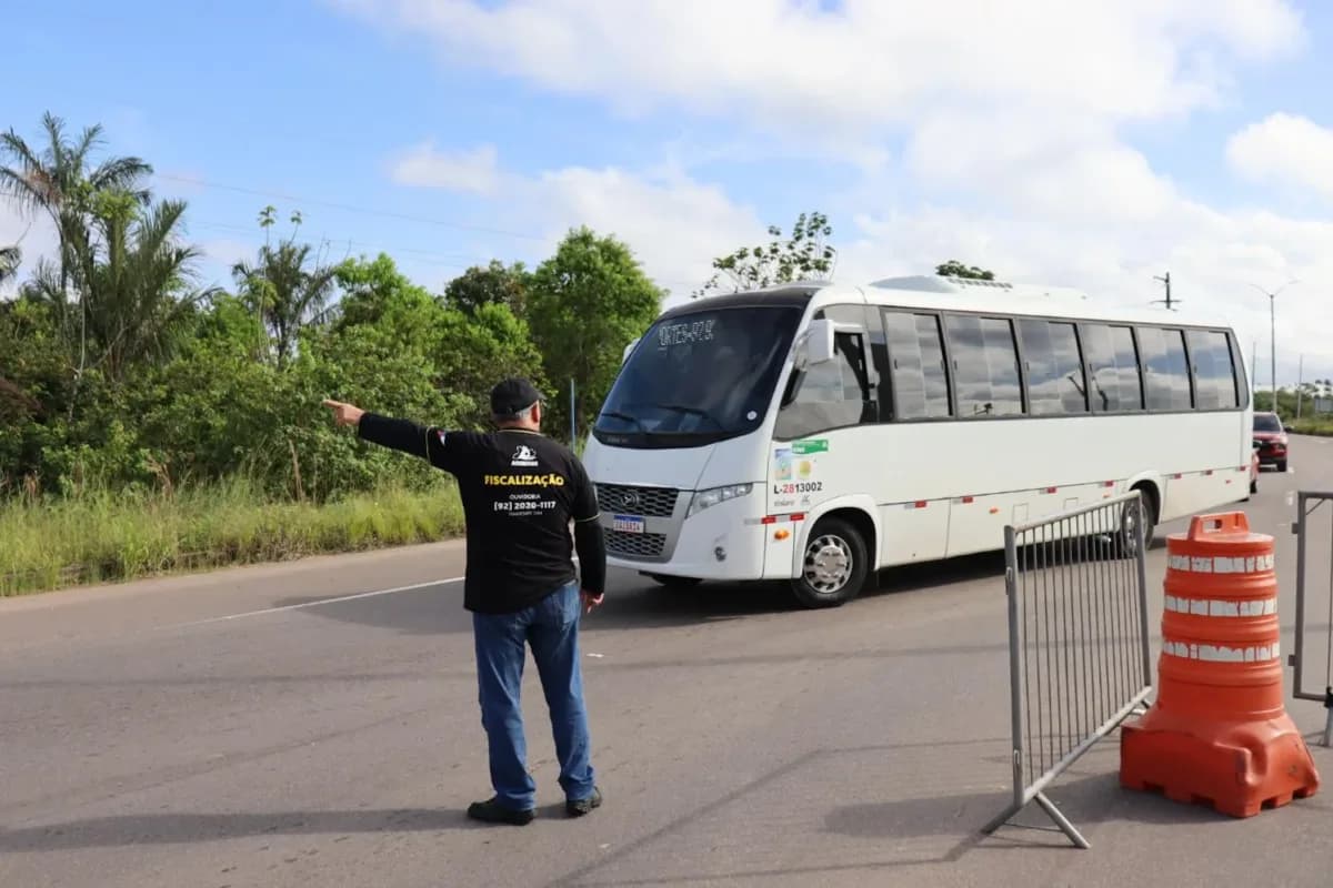 Mais de 20 motoristas são autuados por transporte irregular na AM-070