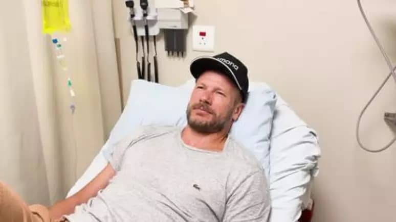 Rodrigo Hilbert sofre acidente em maratona de bike na África do Sul e passa por cirurgia de emergência