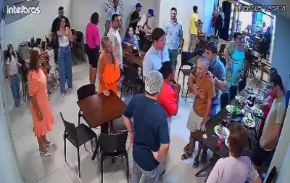 Policial salva idoso de engasgo em restaurante de Maceió no Dia das Mães; veja