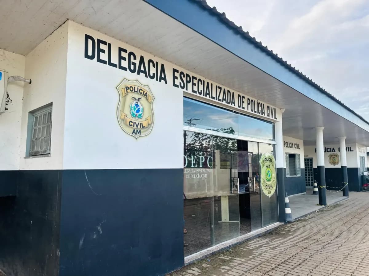 Homem é preso após enviar nudes para ex-enteada de 10 anos em Tefé
