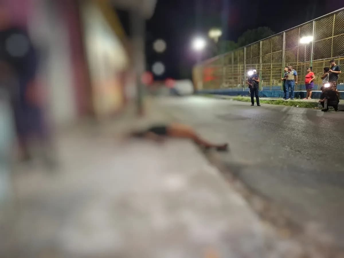 Pistoleiros executam homem com mais de 6 tiros na cabeça em Manaus