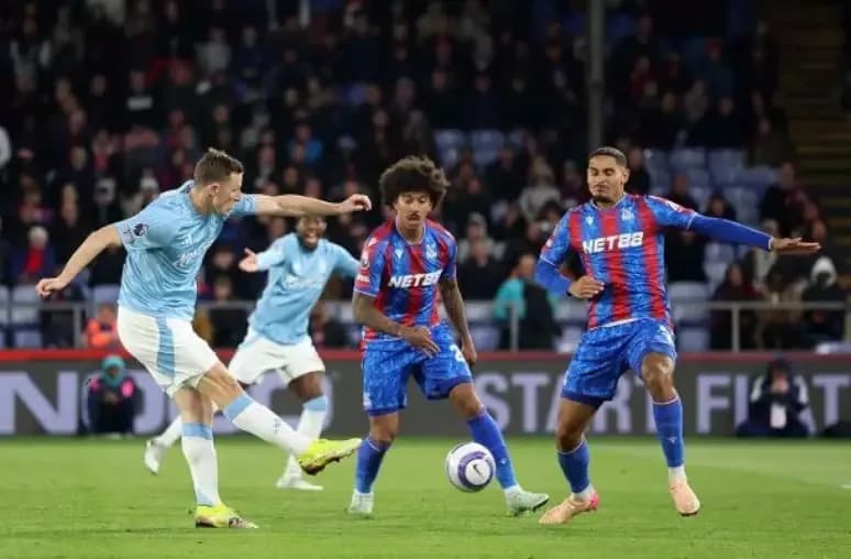 Inglaterra: Forest fica no empate com o Crystal Palace