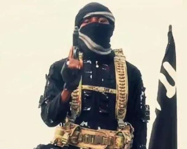 Estado Islâmico divulga vídeo de execução de prisioneiros de guerra