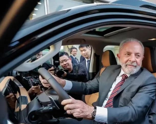 Investimentos bilionários no Brasil pela China inclui mercado de carros elétricos