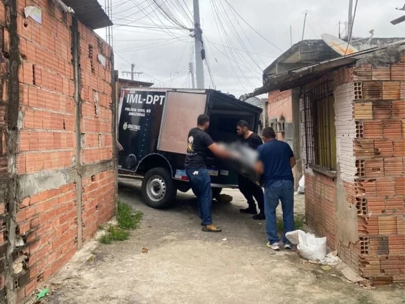 CENAS FORTES: Jovens têm casa invadida e são executados enquanto dormiam no bairro Santo Agostinho
