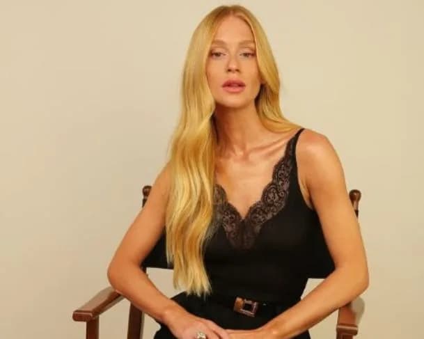 Visual loiro de Marina Ruy Barbosa pode ter custado milhões; fãs desaprovam