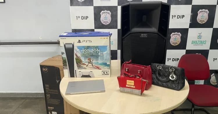 Dupla é presa em Manaus suspeita de aplicar golpes com cartões clonados