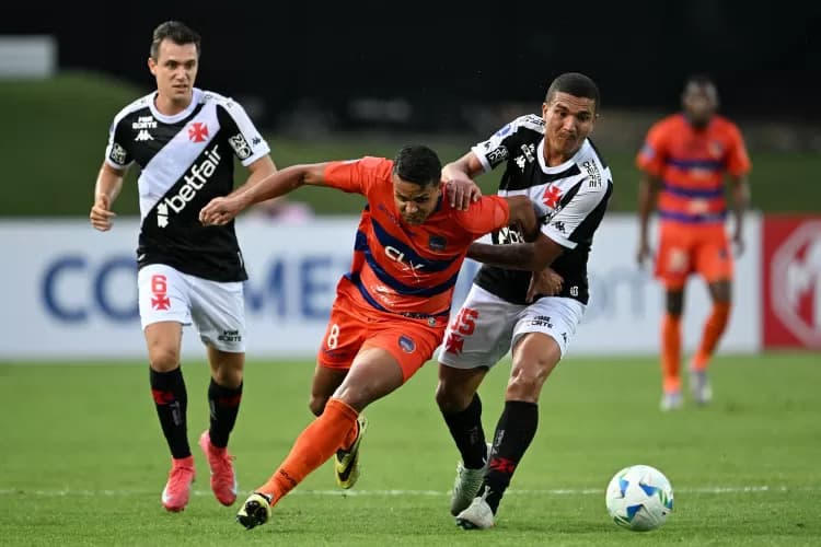 Vasco é goleado e perde pela 1ª vez para time venezuelano