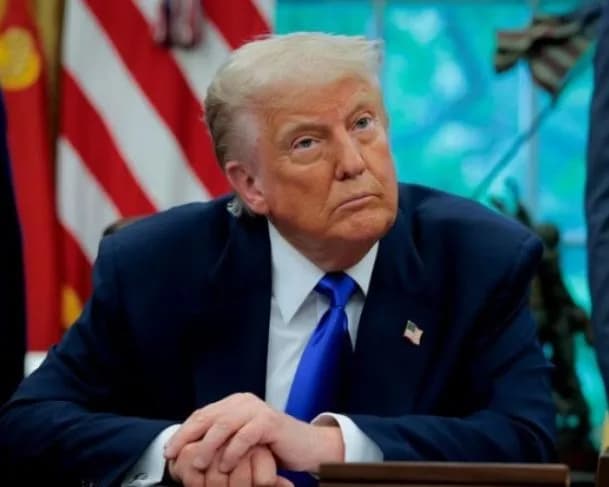 Tarifaço de Trump é reestabelecido após Tribunal de Comércio suspender