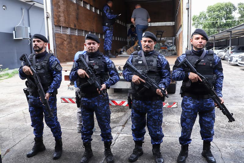 Dupla é presa suspeita de roubar materiais de UBS em construção em Manaus