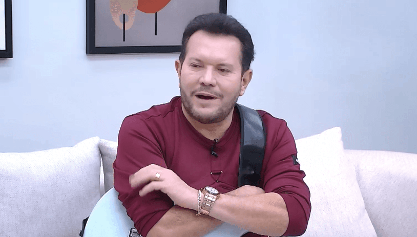 VÍDEO: Ximbinha mostra gingado em nova fase como cantor e anuncia gravação de DVD em Manaus