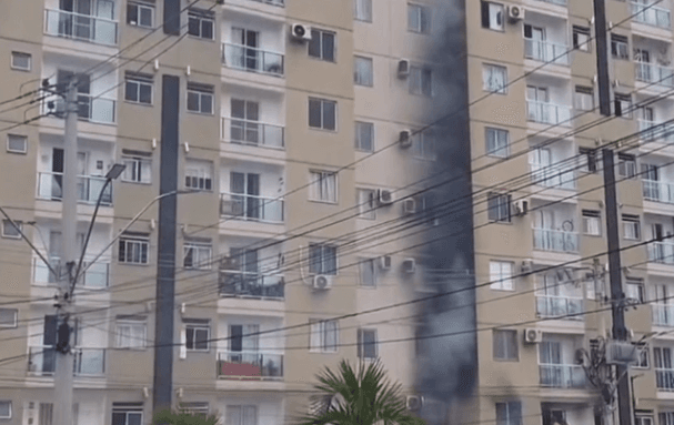 Mulher com deficiência morre durante incêndio em apartamento no RJ