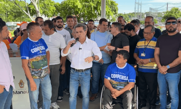 Ao lado de David Almeida, Tadeu de Souza agradece irmandade e exalta Sabá Reis