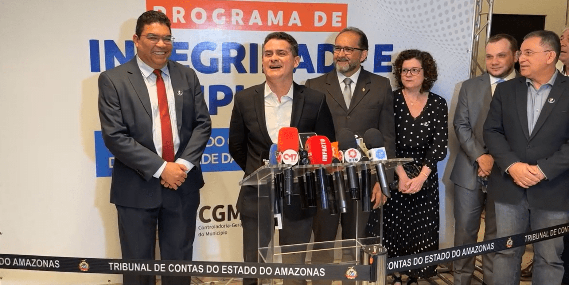 David Almeida anuncia Código de Ética para servidores públicos e encerra lacuna histórica entre capitais brasileiras