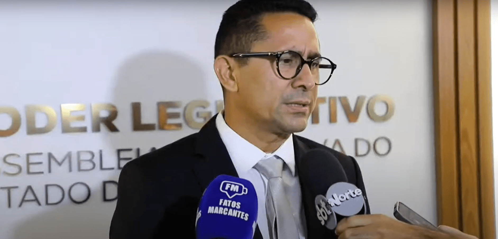 Daniel Almeida volta atrás e pede desculpas por falas sobre morte de grávida no plenário da Aleam