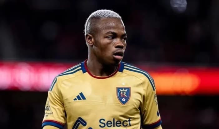 Vasco deseja Andrés Gómez e está preparando uma oferta ao Rennes