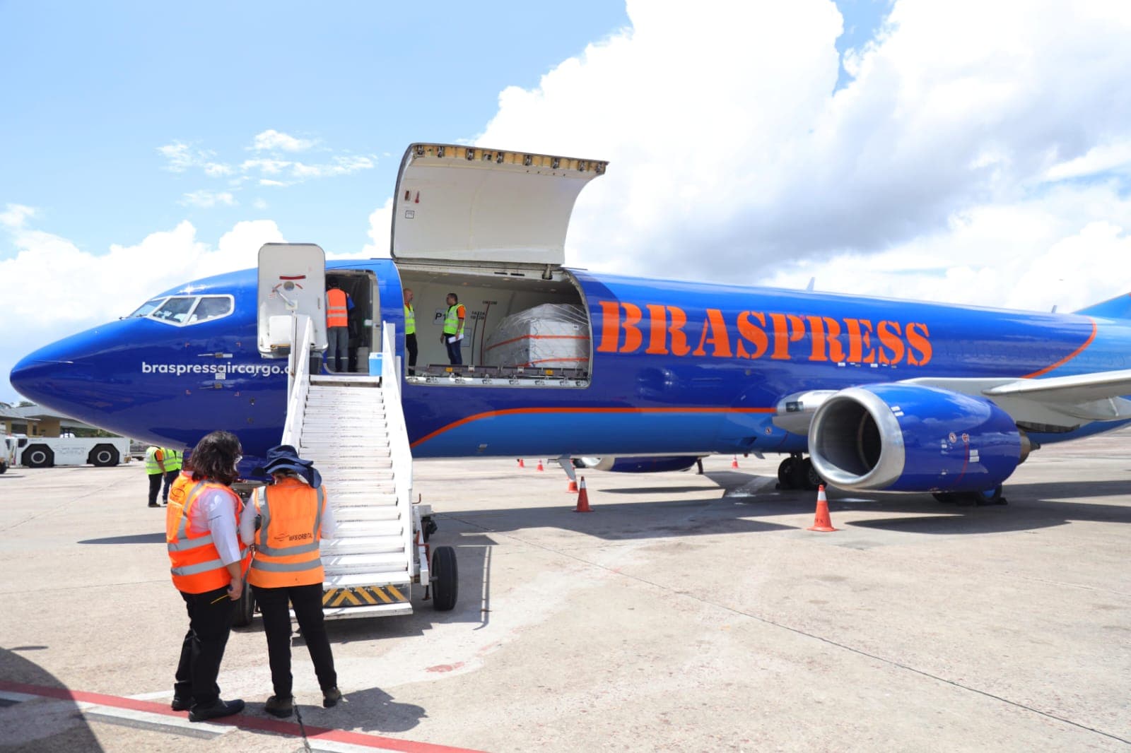 Aeroporto de Manaus ganha novo voo cargueiro que agiliza o transporte de mercadorias para a ZFM