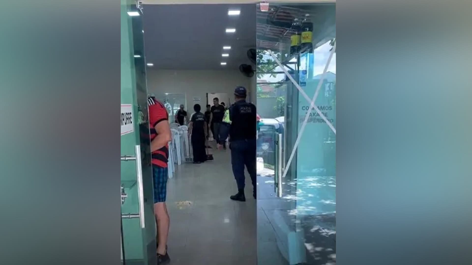 Explosão em cozinha de restaurante deixa funcionária ferida em Manaus