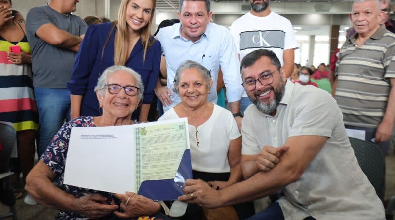Famílias do AM realizam o sonho de ter direito à propriedade com a regularização fundiária