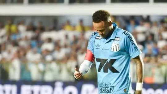 Neymar detona publicação sobre falta de interesse do Santos em renovar com ele: “Idiota”