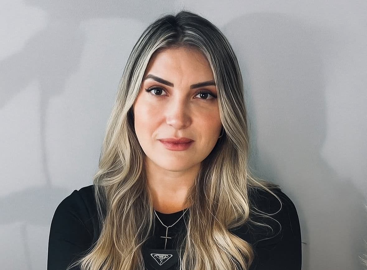 Homem mata empresária e tira a própria vida na frente de criança de 6 anos, em Santa Catarina