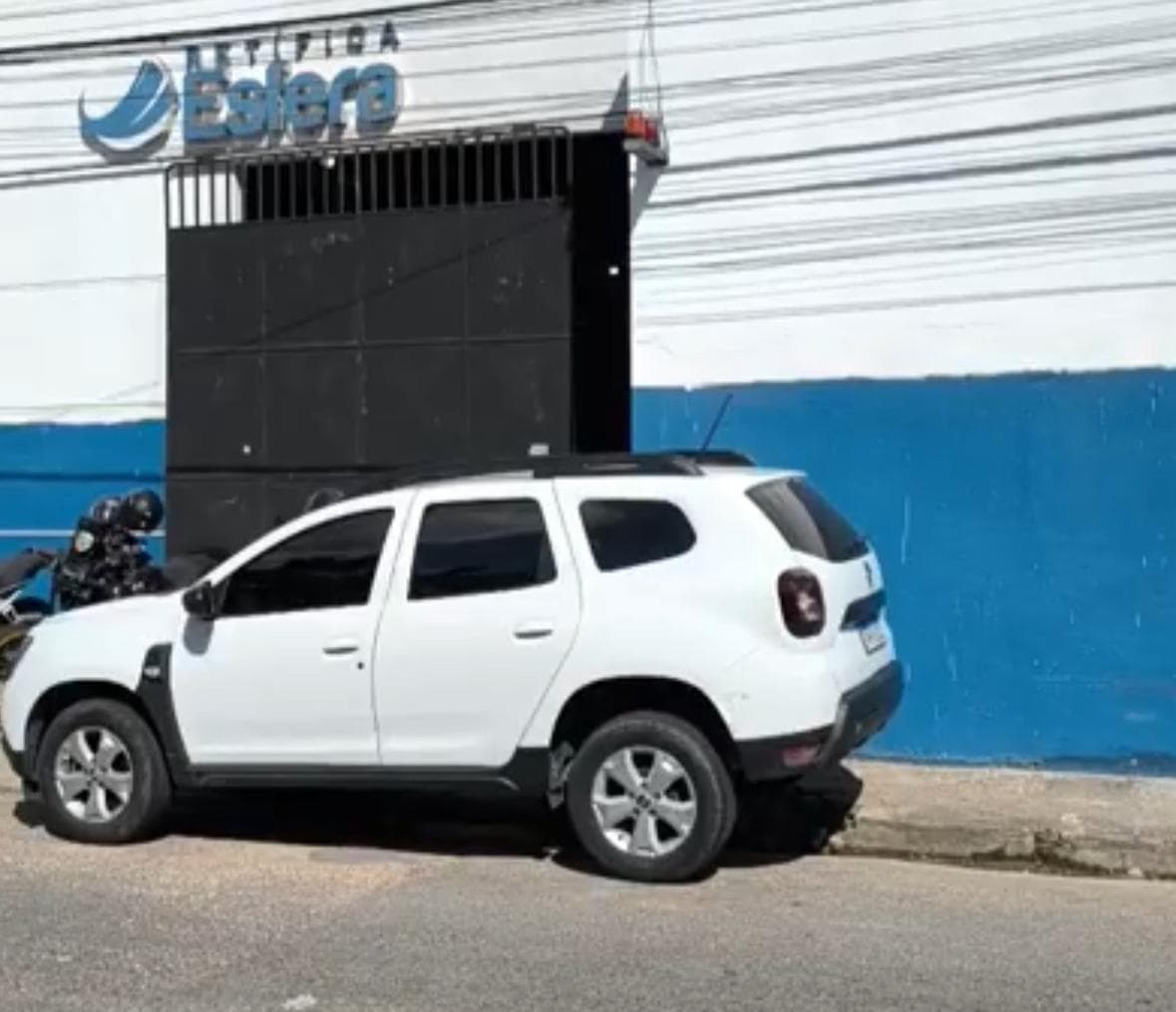 URGENTE: funcionários são feitos reféns durante assalto a empresa na zona oeste de Manaus