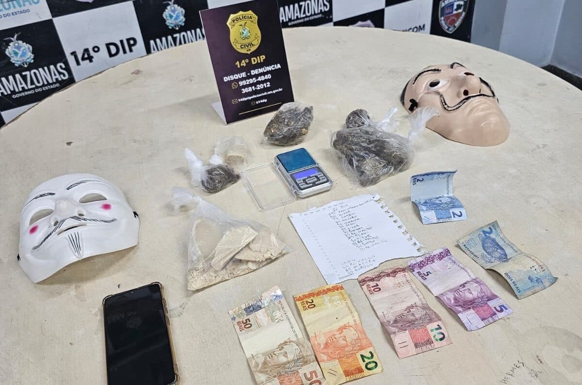 Mulher é presa por tráfico de drogas em operação da Polícia Civil no Novo Aleixo