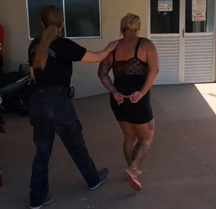 Cafetina é presa suspeita de prostituir adolescente de 16 anos no Amazonas