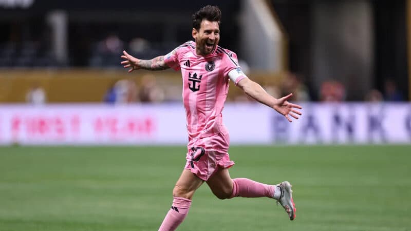 Com brilho de Messi, Inter Miami vence por 2 a 1 o Porto