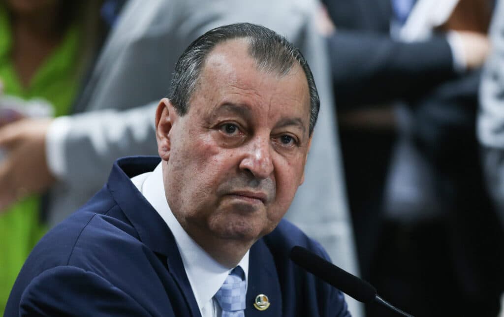 Coordenação da campanha de Omar Aziz para 2026 vira ‘posto cobiçado’