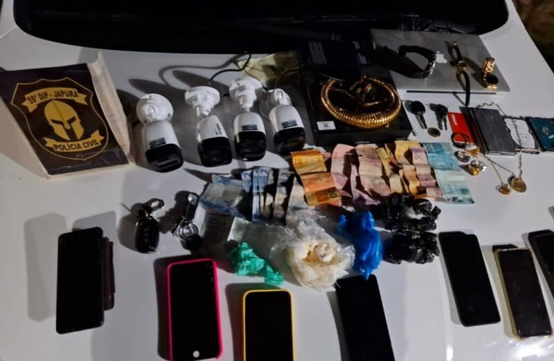 Em Japurá, homem é preso com drogas e material utilizado no tráfico