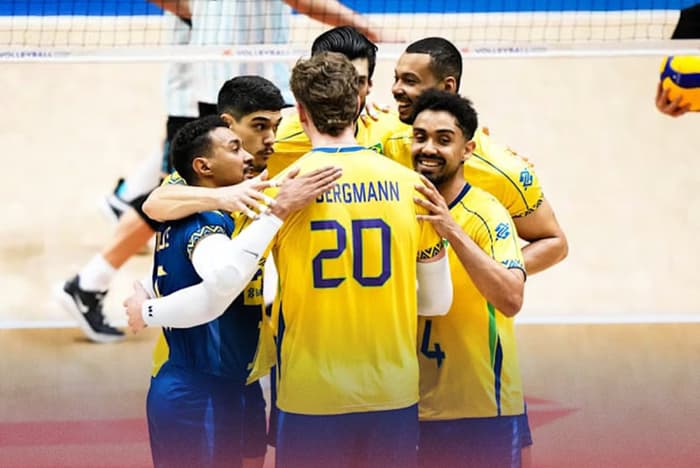 Brasil vence Eslovênia e leva bronze na Liga das Nações de Vôlei Masculino 2025