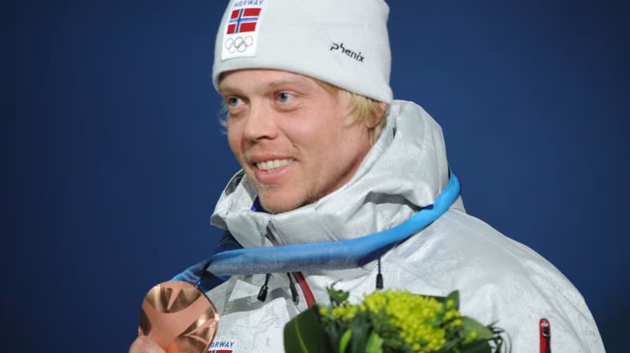 Morre Audun Groenvold, lenda do esqui norueguês após ser atingido por raio