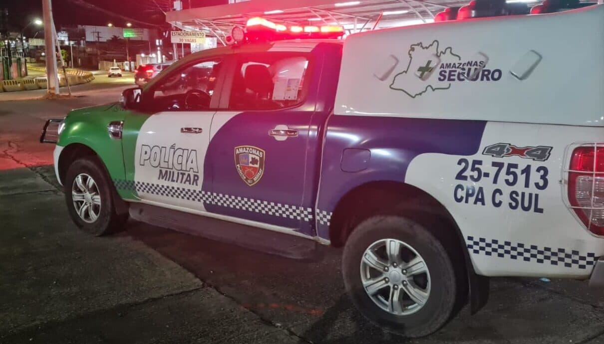 Jovem de 21 anos é atingido por disparo durante assalto na zona centro-oeste de Manaus
