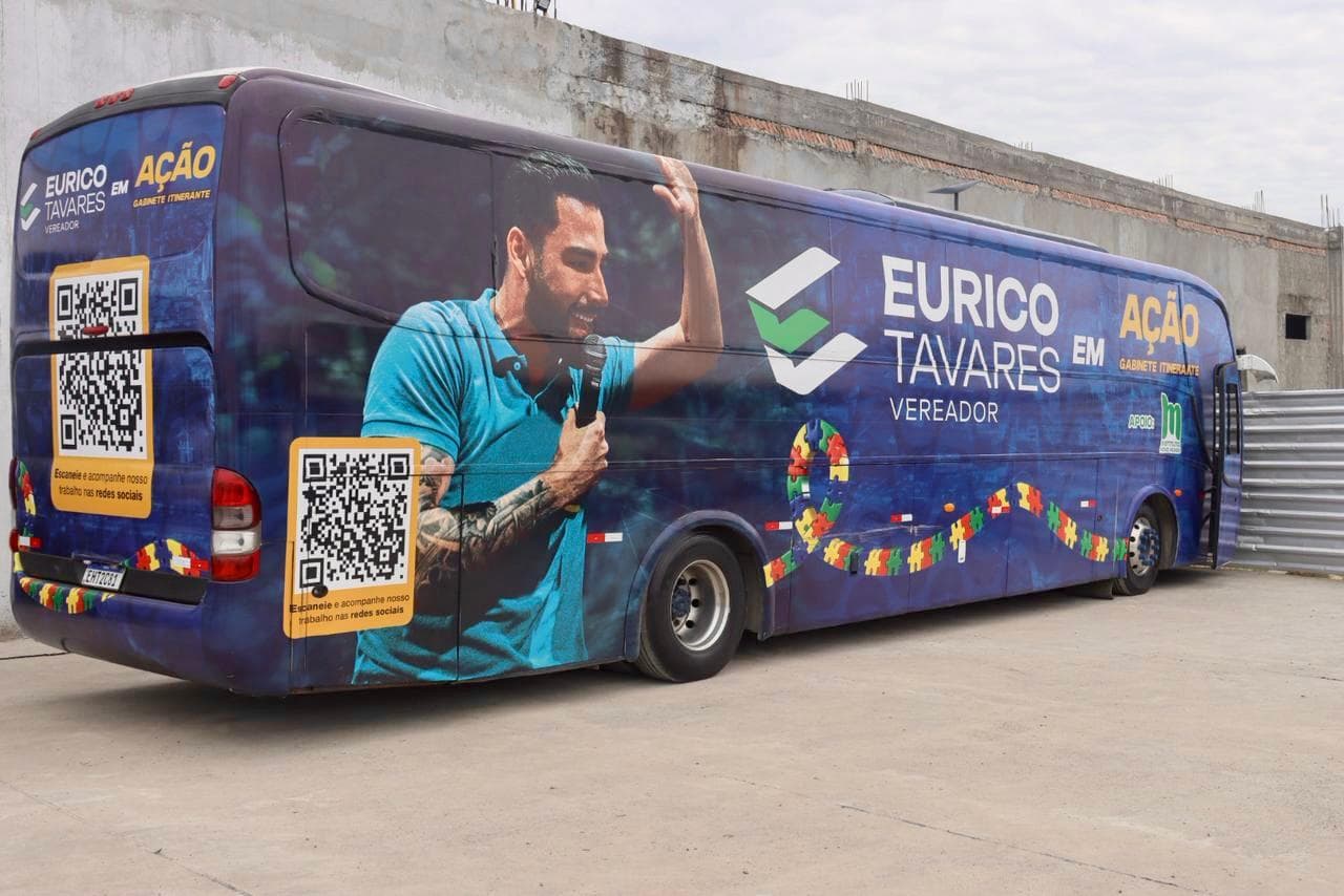 Moradores do conjunto Viver Melhor recebem ‘busão do Eurico’ para atendimentos sociais
