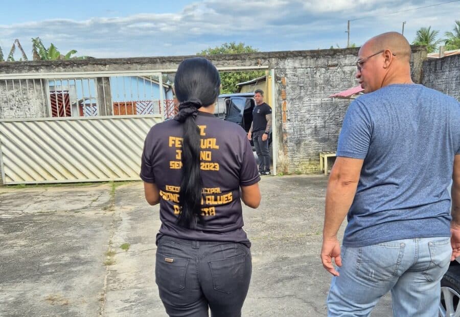 Mulher é presa suspeita de planejar a morte do companheiro em Rio Preto da Eva