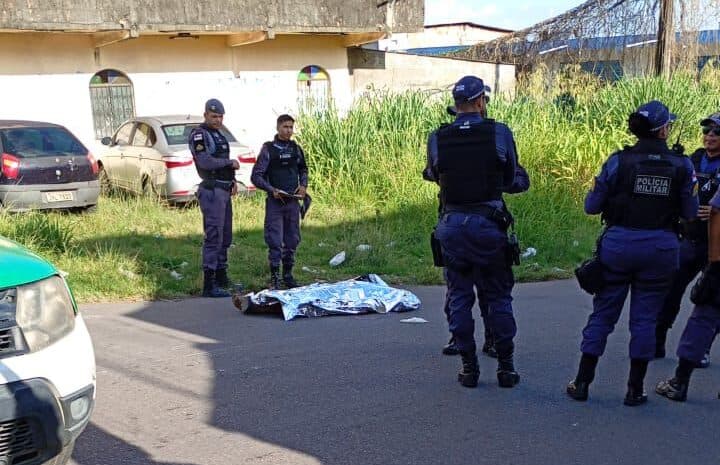 VÍDEO: Homem é executado a tiros em plena luz do dia no bairro Nova Esperança