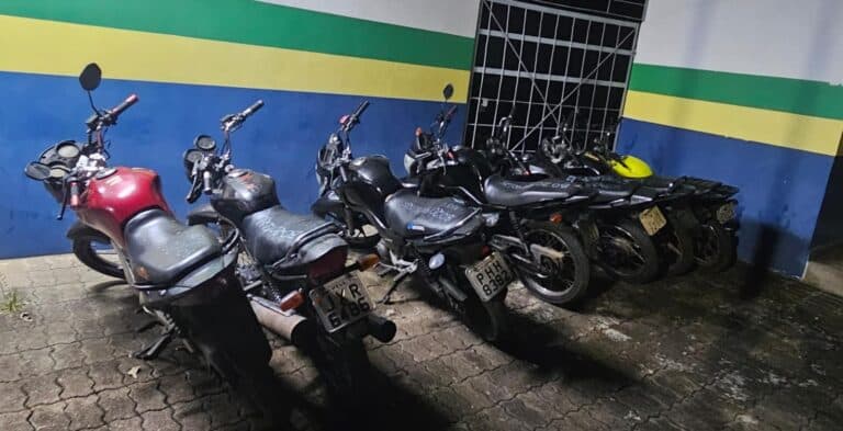 Polícia apreende sete motocicletas com restrição de roubo em Manacapuru