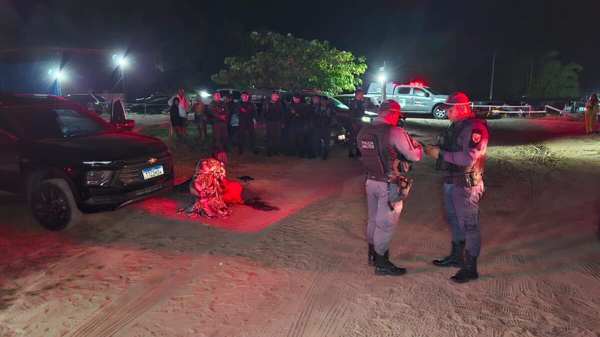 Baleado em ataque criminoso na Praia Dourada morre em hospital de Manaus