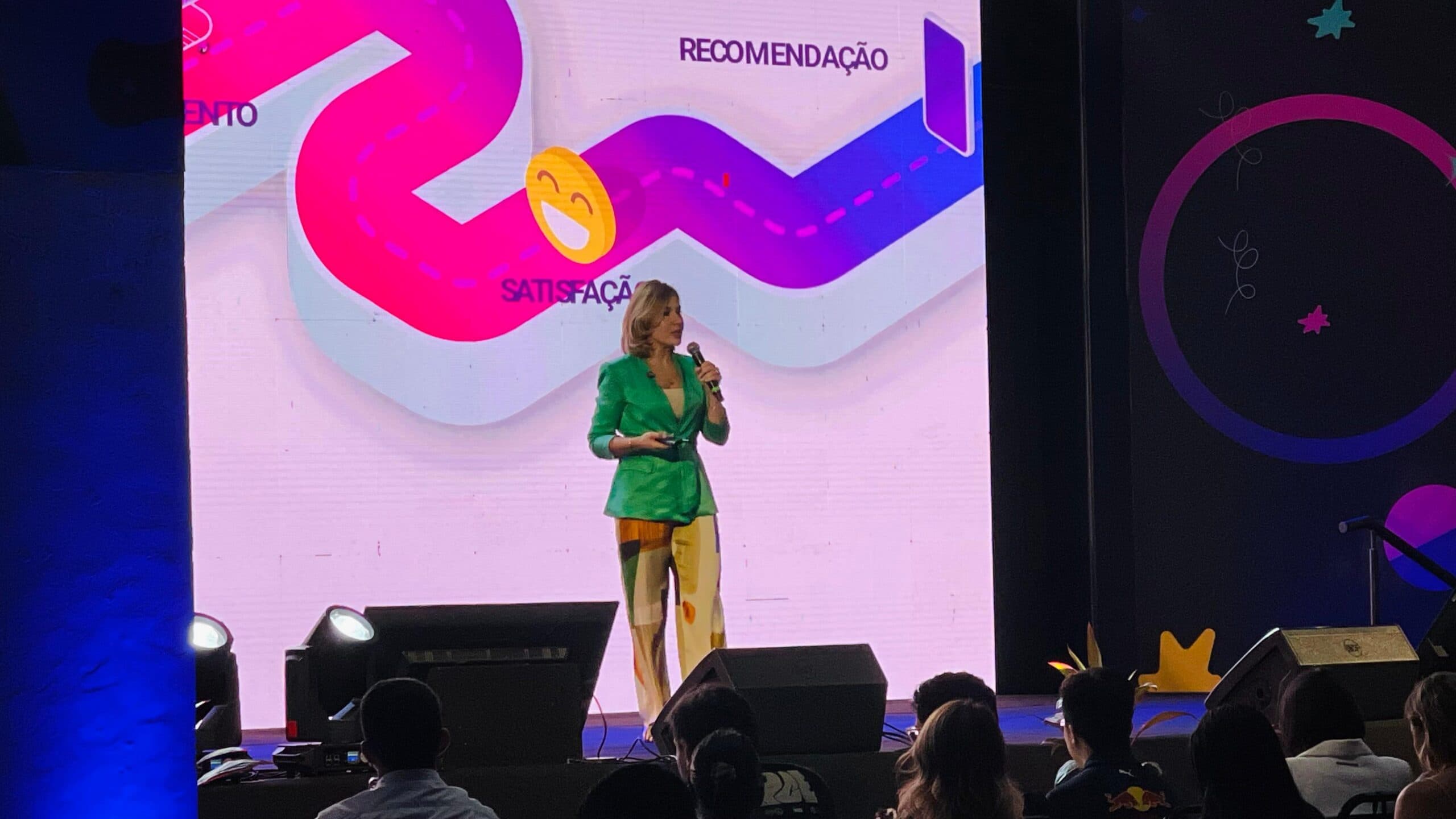 DSX 2025: Camila Renaux aponta tendências que vão moldar o marketing até 2030