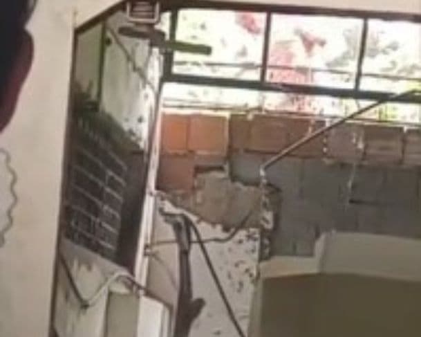 Imagens fortes: homem morre “fritado” em fiação elétrica durante tentativa de roubo